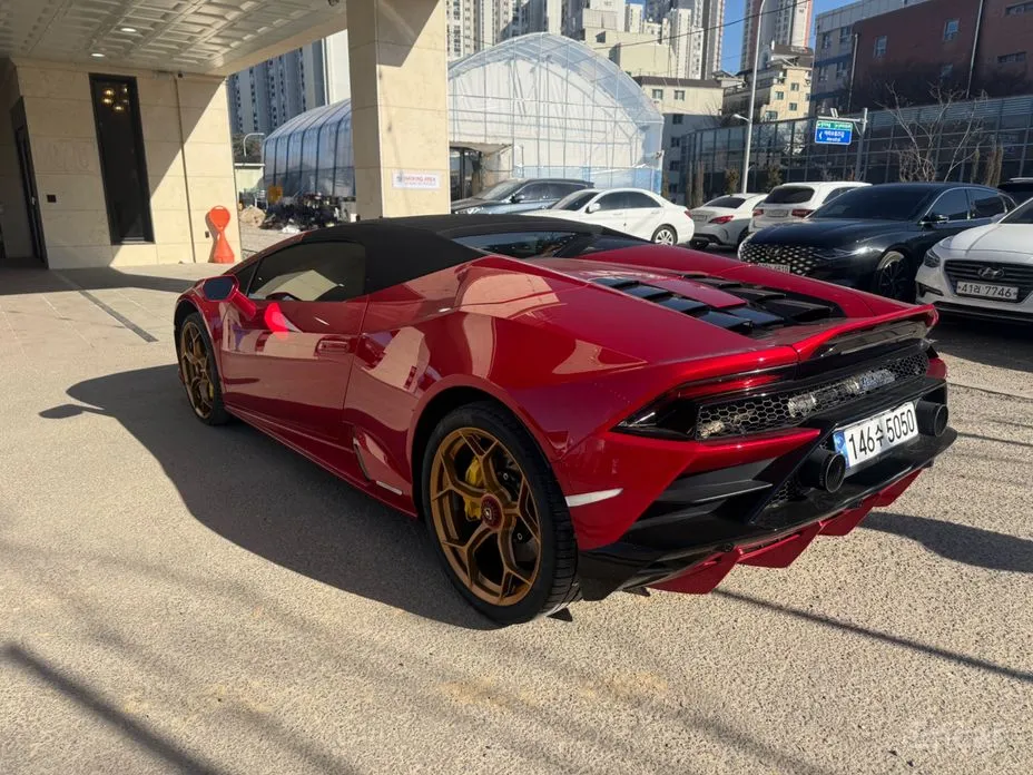 Фото 6 - Lamborghini Huracan