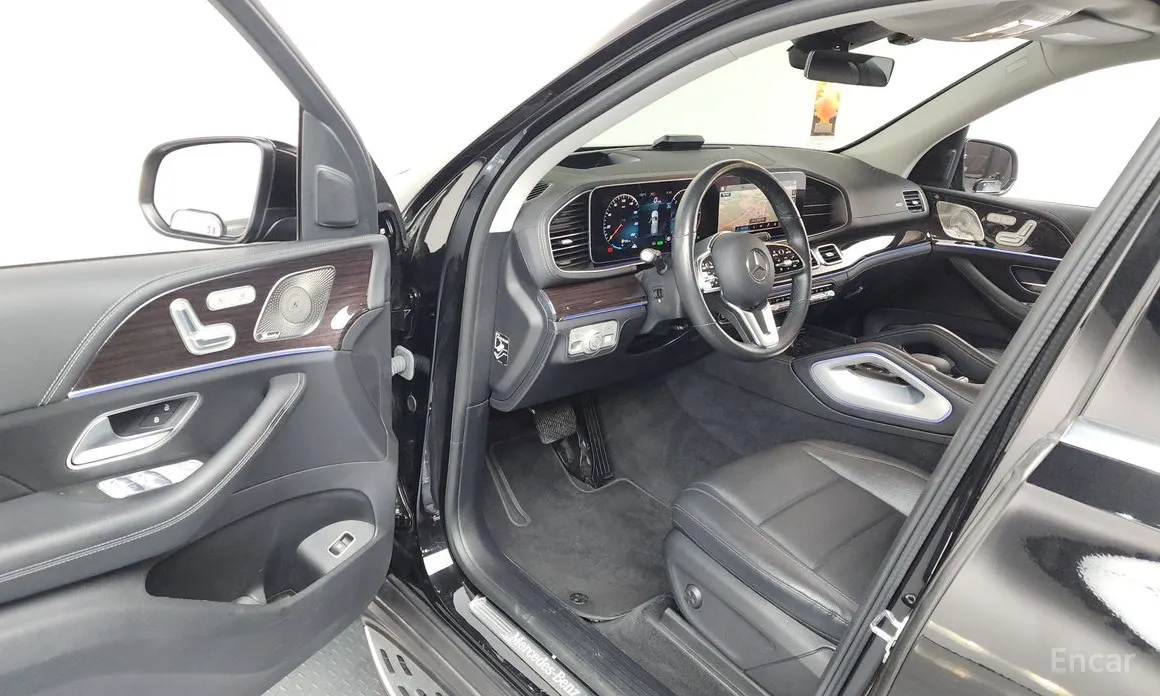 Фото 10 - Mercedes-Benz GLE-Class