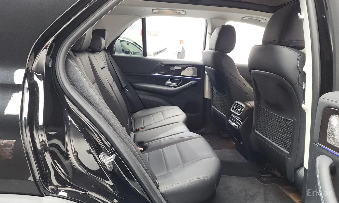 Фото 12 - Mercedes-Benz GLE-Class