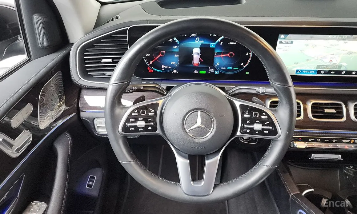 Фото 13 - Mercedes-Benz GLE-Class