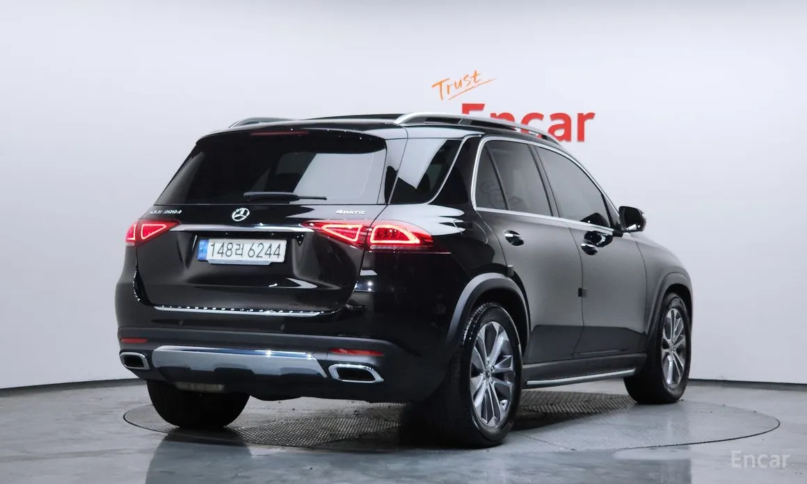 Фото 2 - Mercedes-Benz GLE-Class