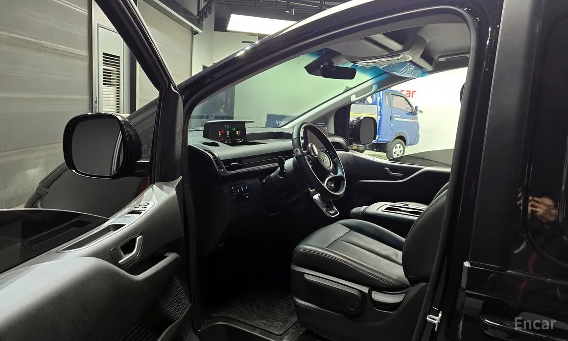 Фото 10 - Hyundai Staria