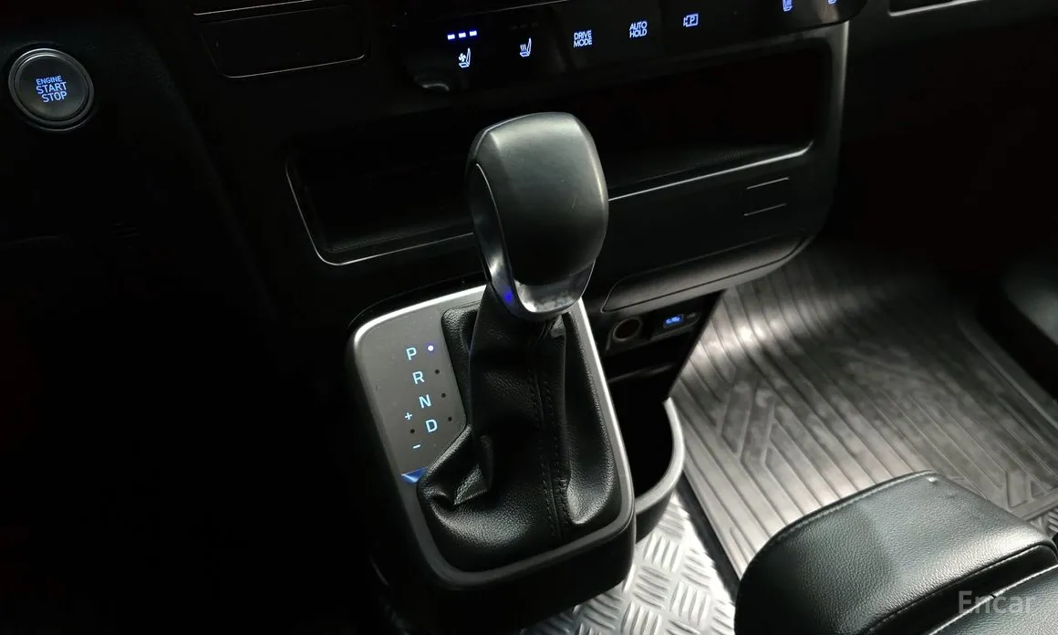 Фото 9 - Hyundai Staria