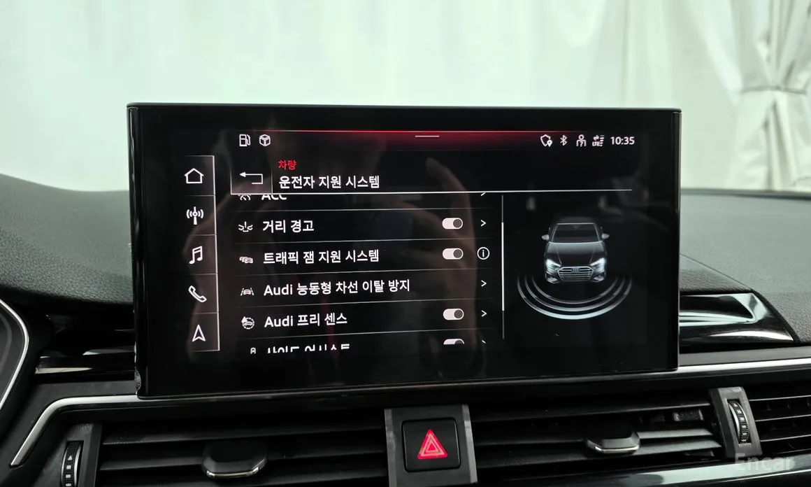 Фото 16 - Audi A4