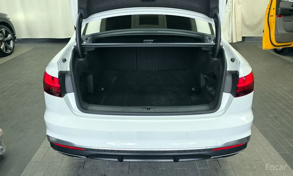 Фото 20 - Audi A4