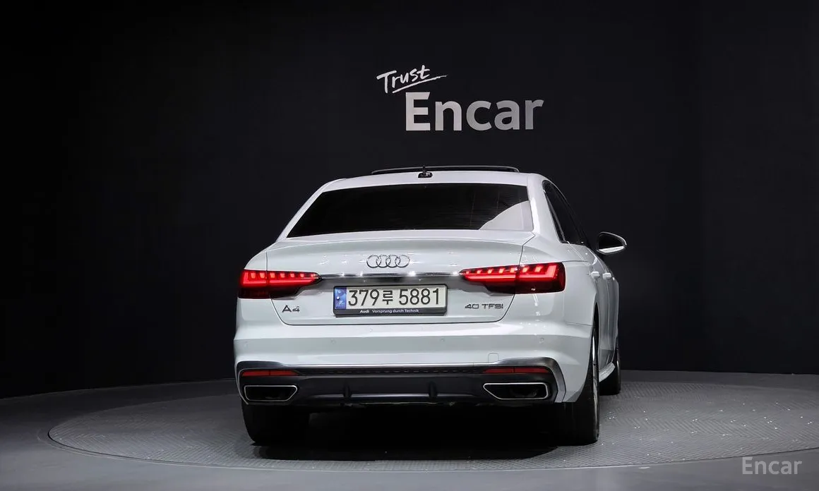 Фото 4 - Audi A4