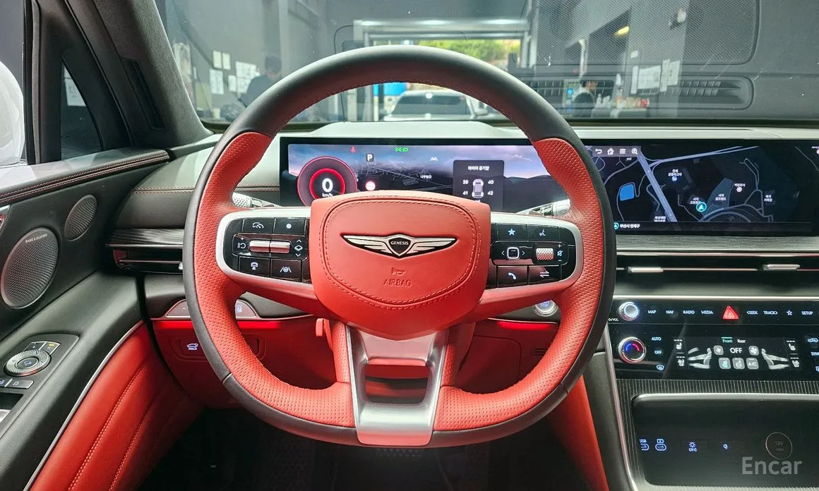 Фото 14 - Genesis GV80