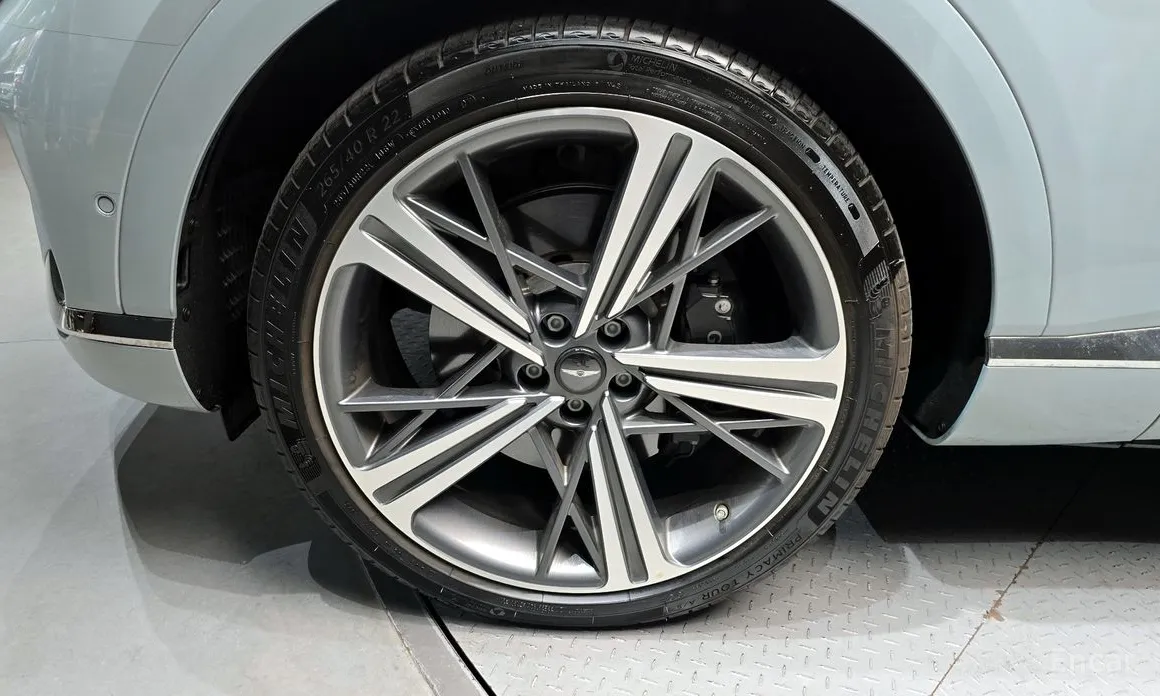 Фото 5 - Genesis GV80