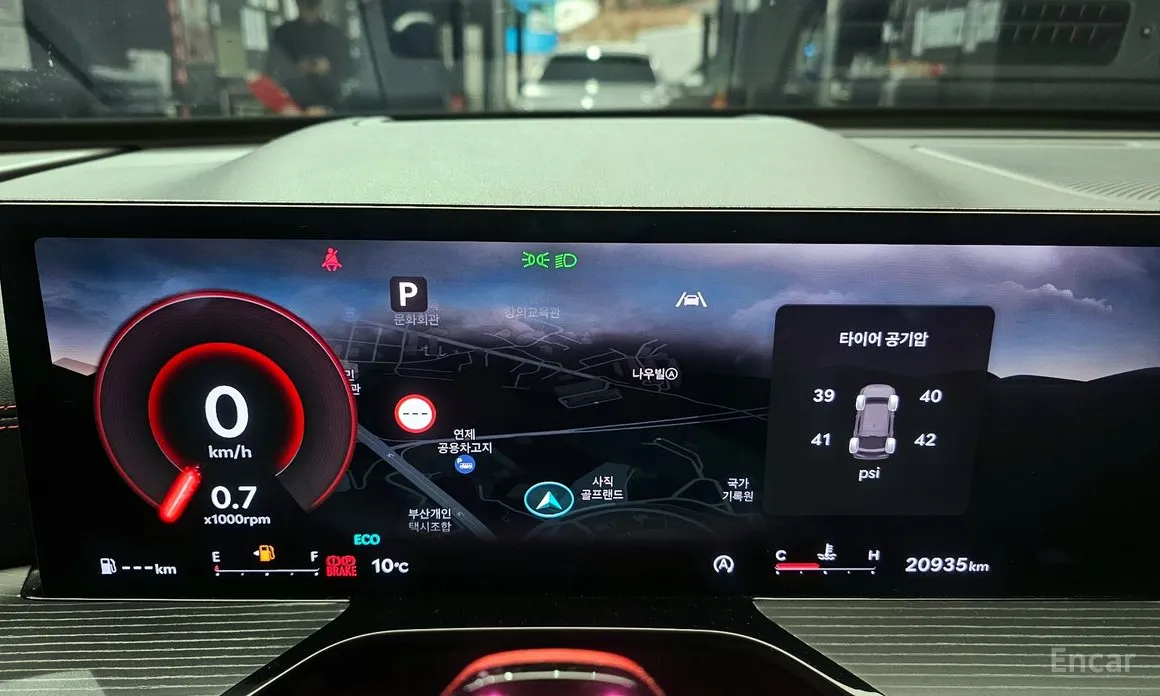 Фото 8 - Genesis GV80