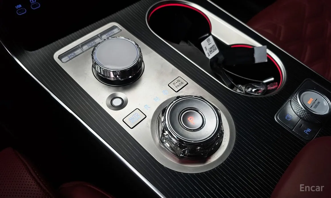 Фото 9 - Genesis GV80