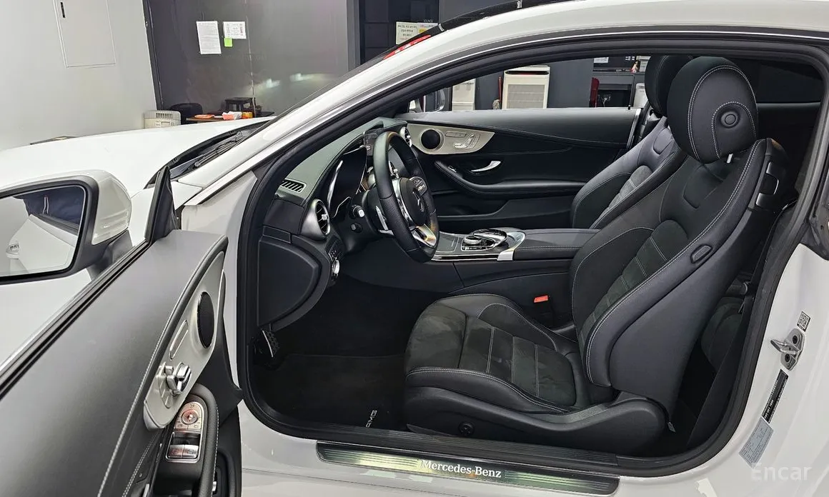 Фото 10 - Mercedes-Benz C-Class