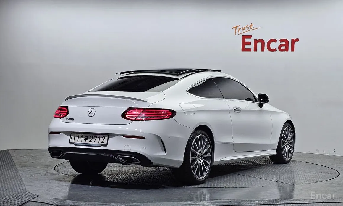 Фото 2 - Mercedes-Benz C-Class