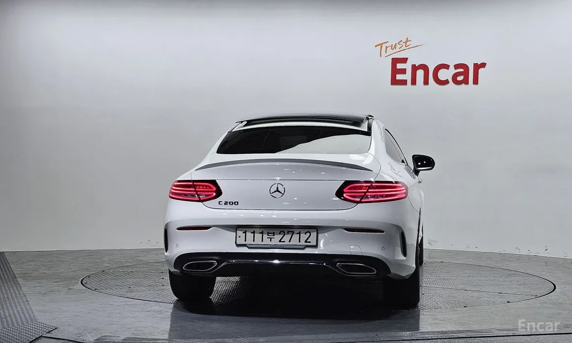 Фото 4 - Mercedes-Benz C-Class