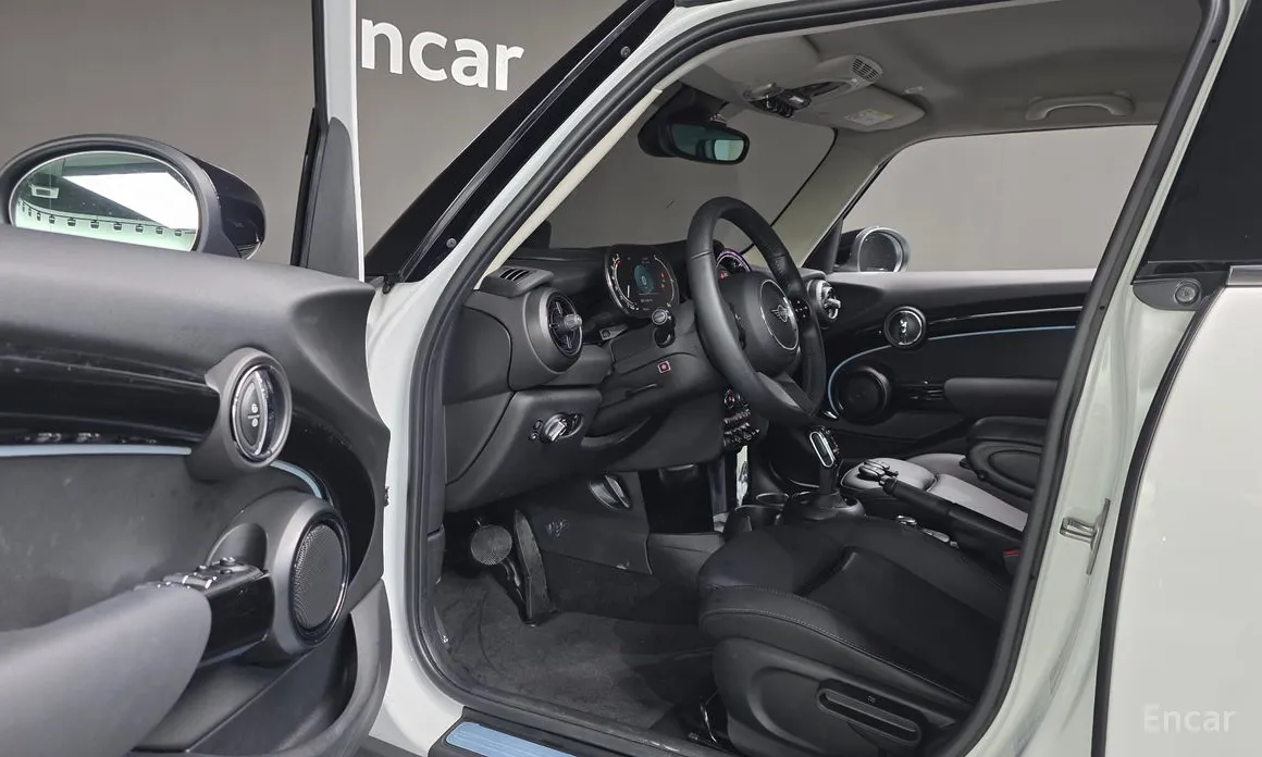 Фото 12 - Mini Cooper