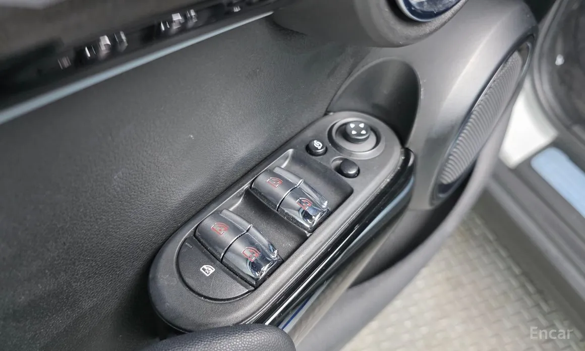 Фото 13 - Mini Cooper