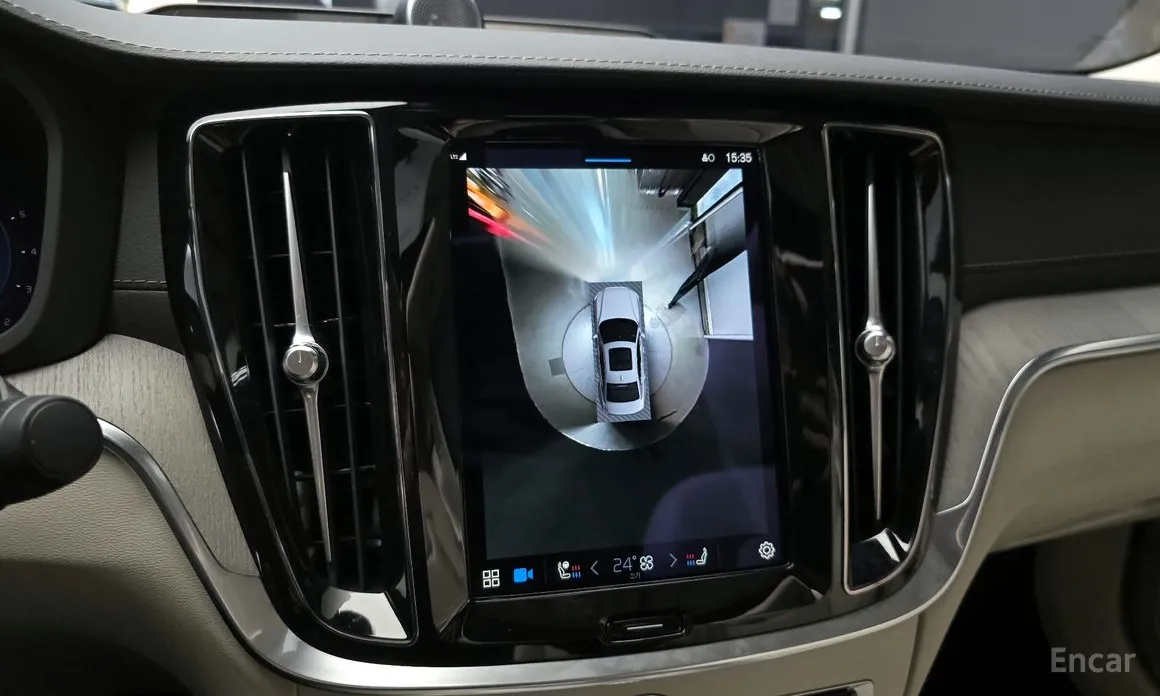 Фото 14 - Volvo S60