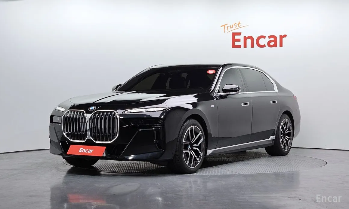 Фото 1 - BMW 7 Series