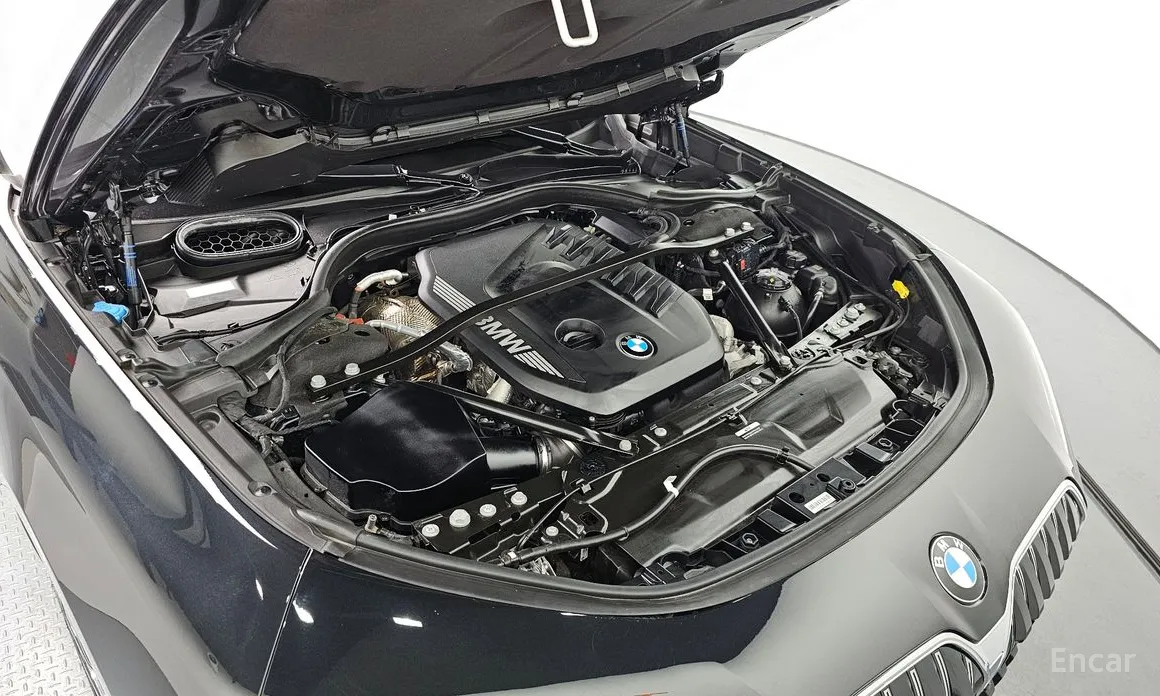 Фото 6 - BMW 7 Series