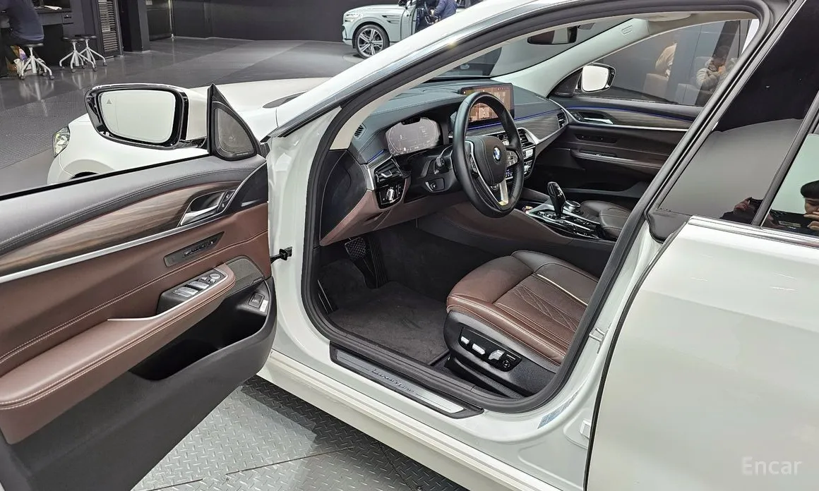 Фото 11 - BMW Gran Turismo