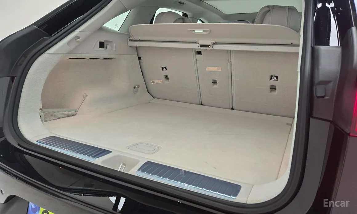 Фото 11 - Mercedes-Benz EQE