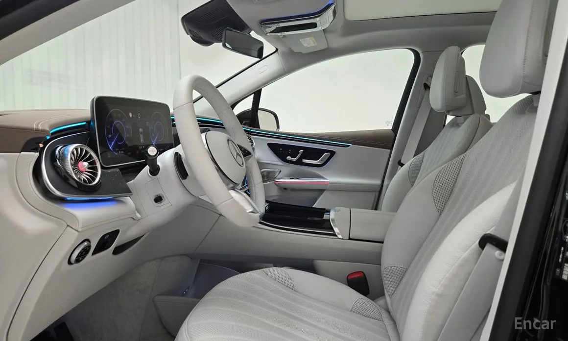 Фото 14 - Mercedes-Benz EQE