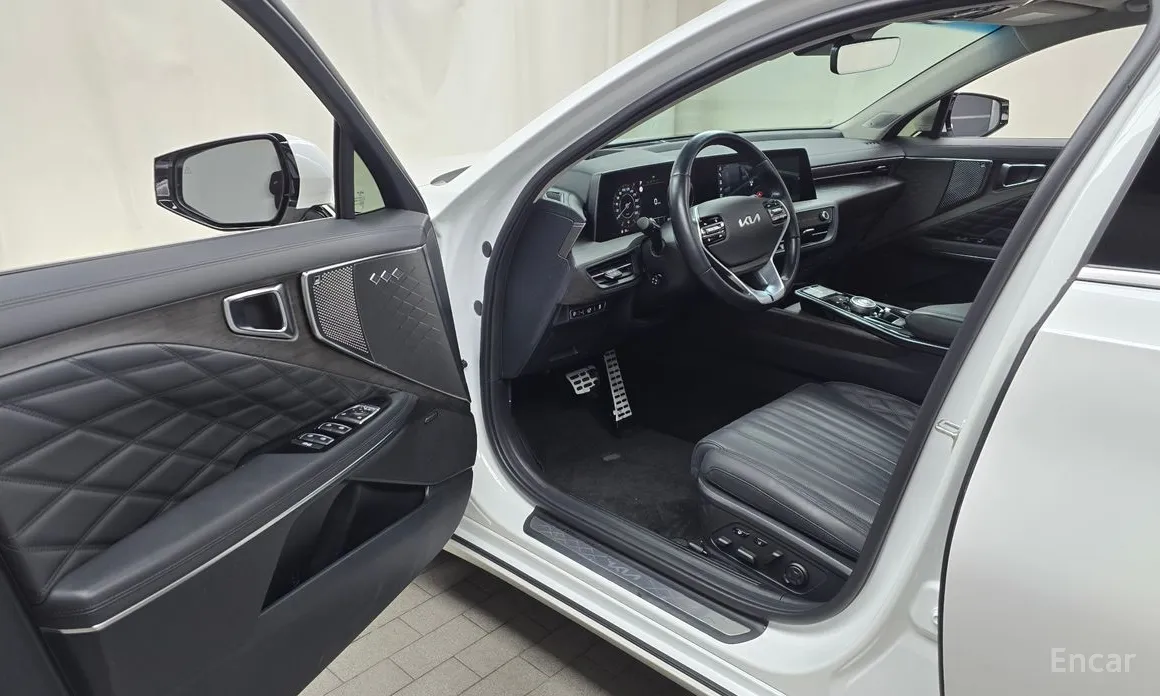 Фото 10 - Kia K8