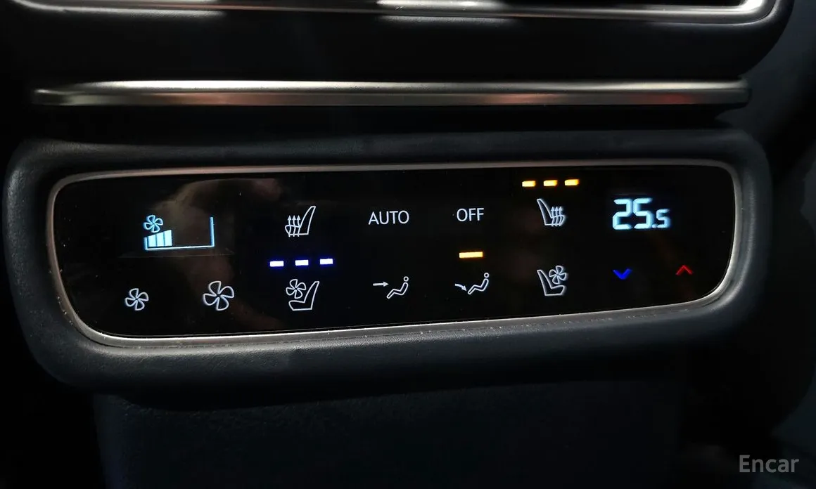 Фото 18 - Genesis GV80