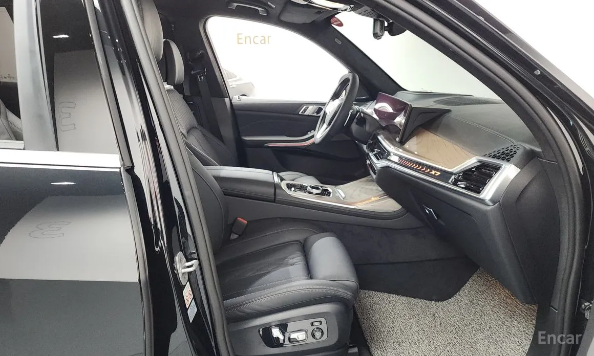 Фото 11 - BMW X7