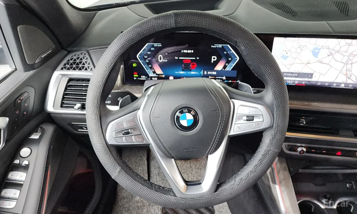 Фото 13 - BMW X7