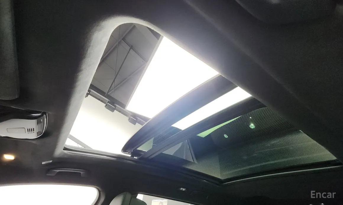 Фото 18 - BMW X7