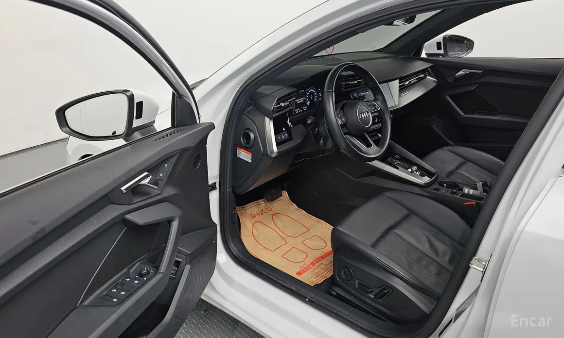 Фото 10 - Audi A3