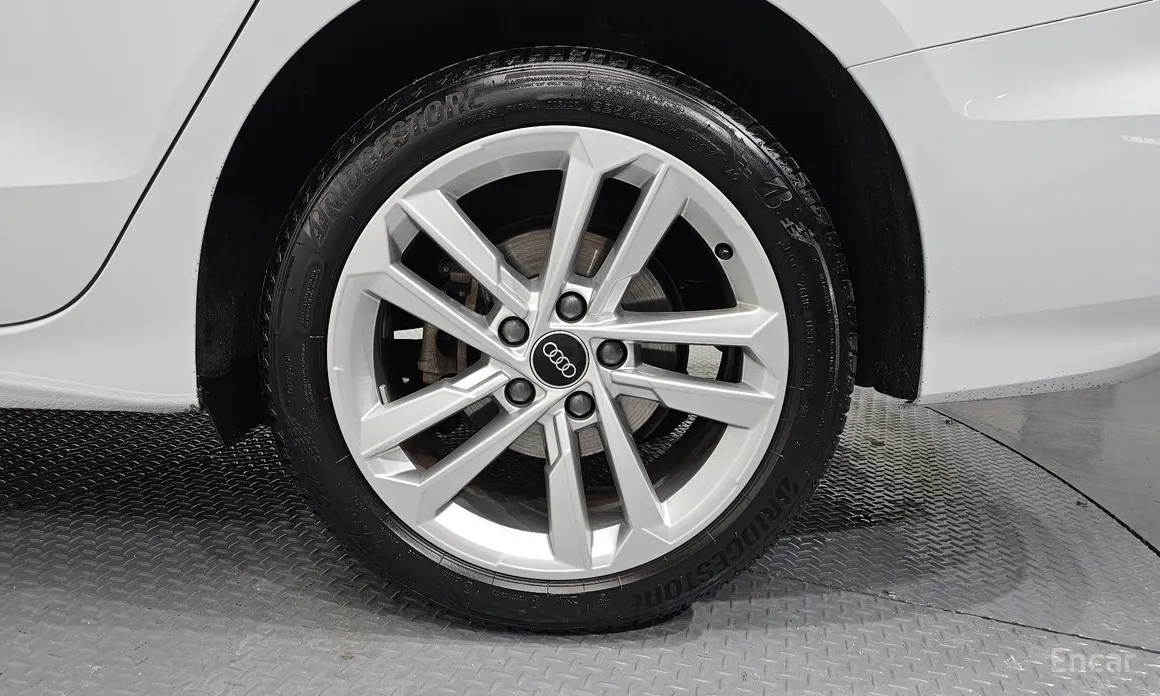 Фото 5 - Audi A3