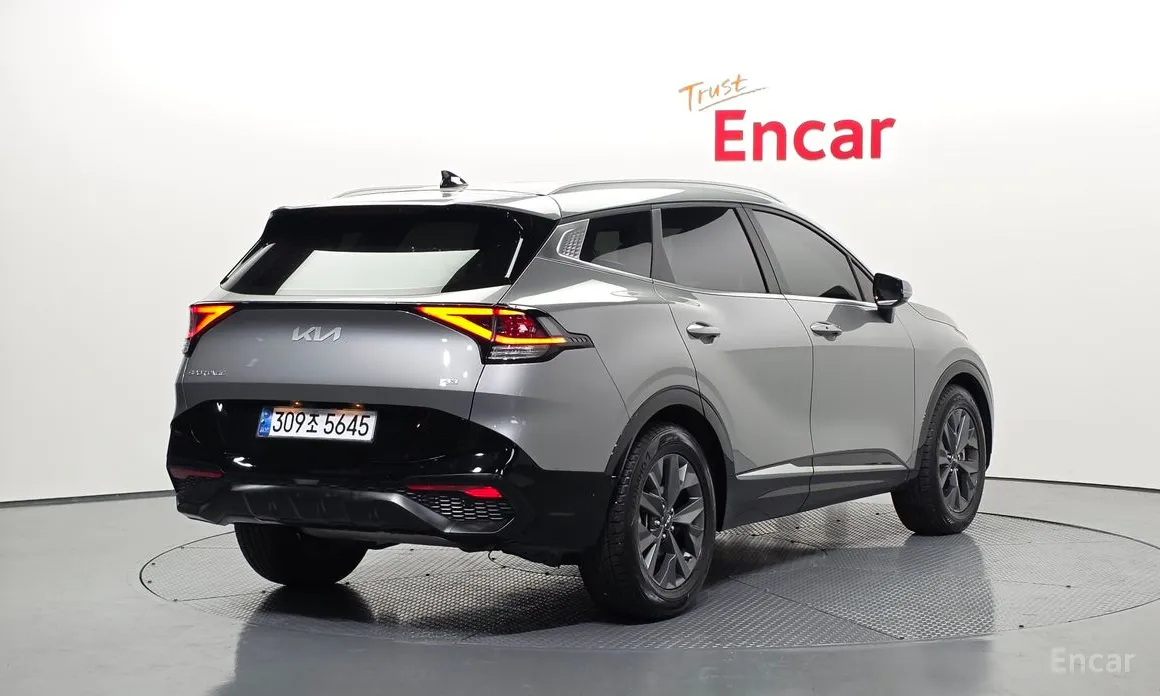 Фото 2 - Kia Sportage