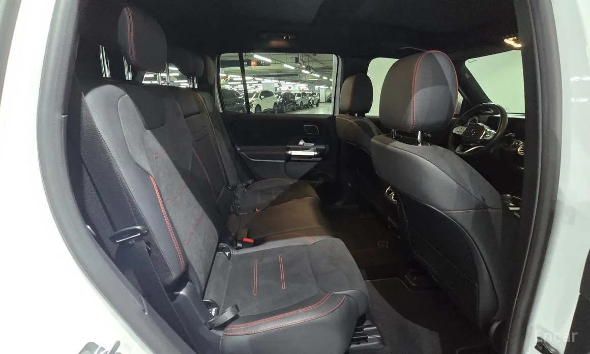 Фото 20 - Mercedes-Benz EQB