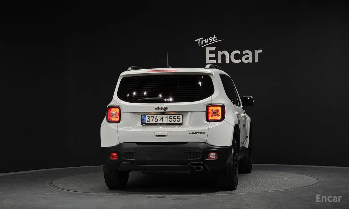 Фото 4 - Jeep Renegade