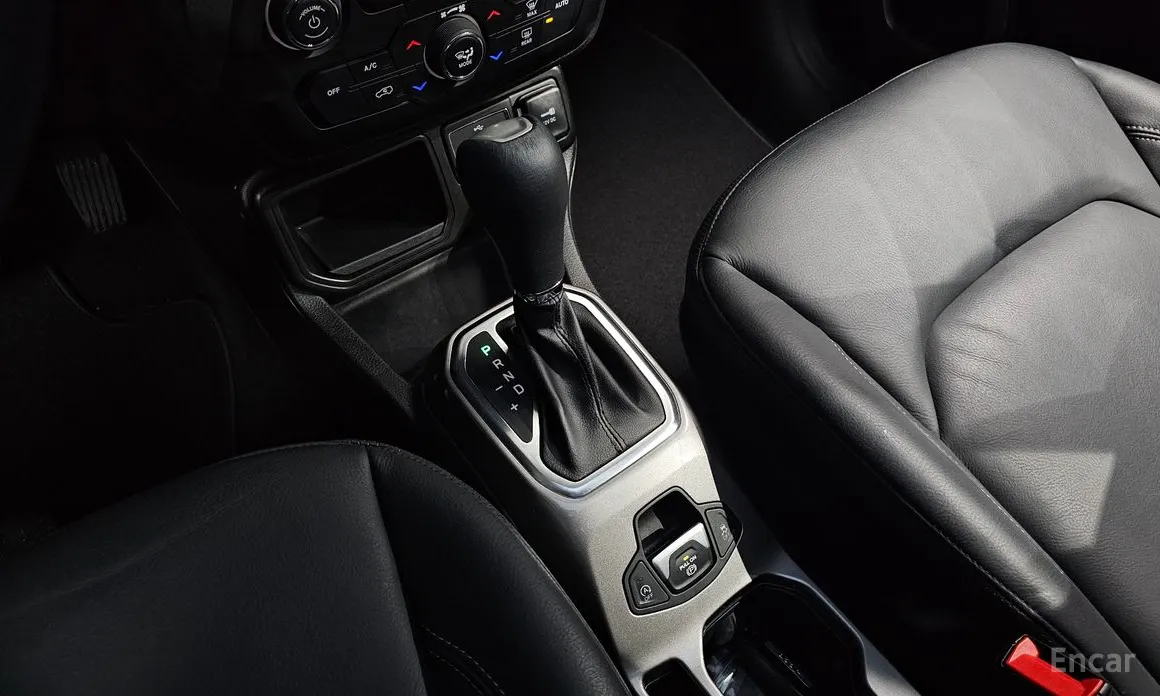 Фото 9 - Jeep Renegade