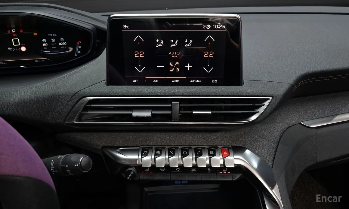 Фото 16 - Peugeot 5008