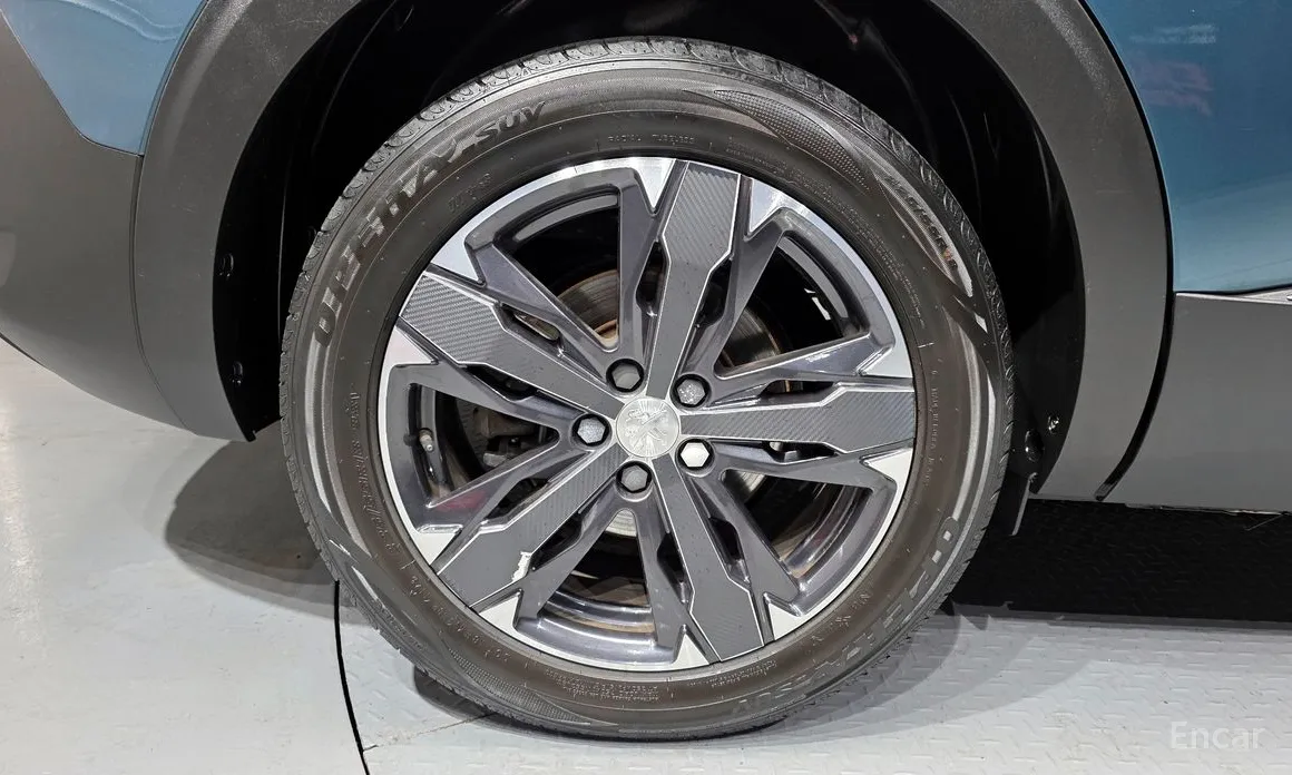 Фото 5 - Peugeot 5008