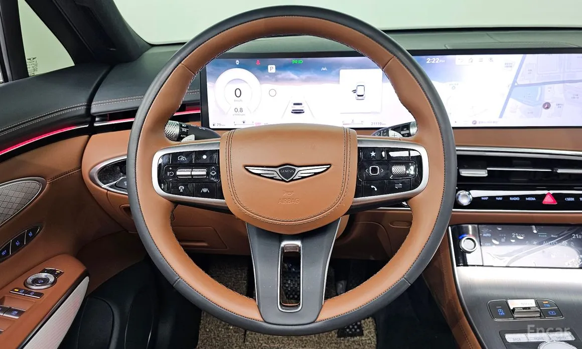 Фото 14 - Genesis GV70