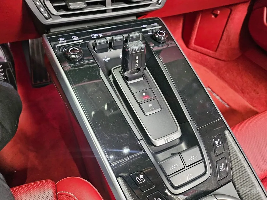 Фото 13 - Porsche 911