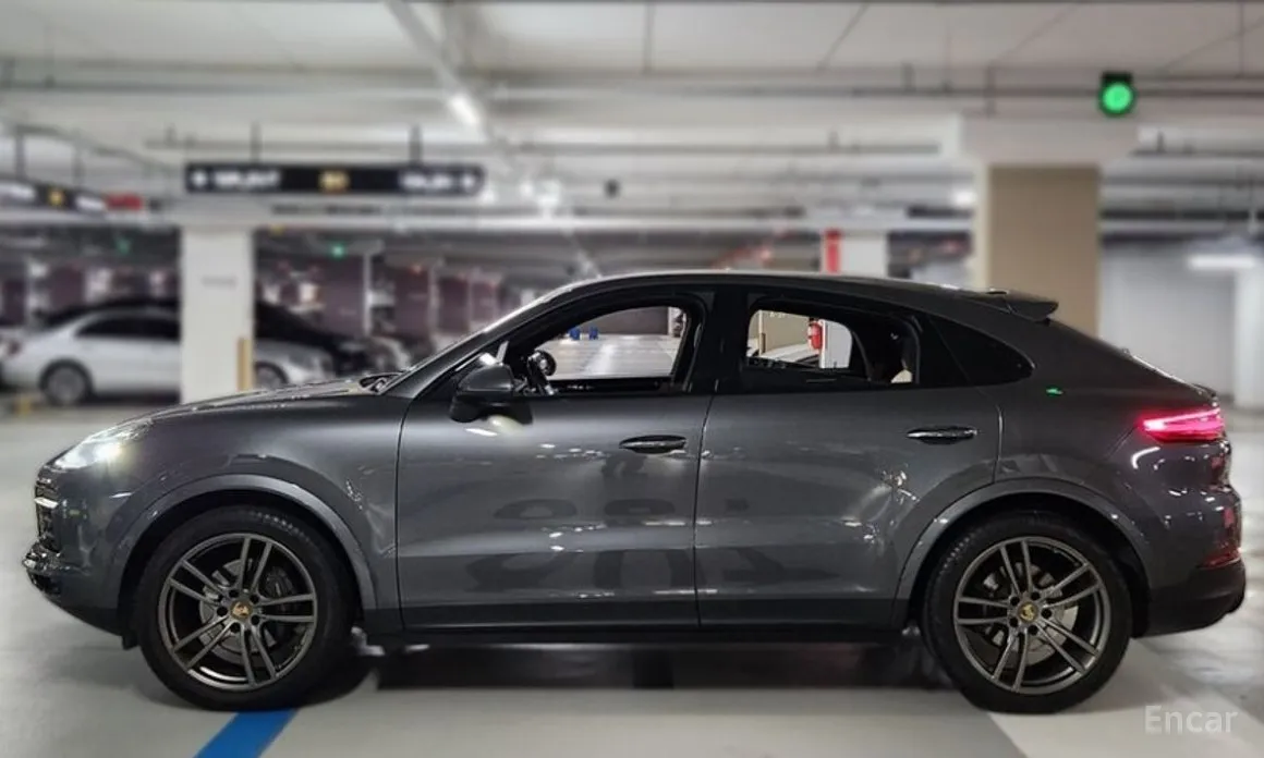 Фото 2 - Porsche Cayenne