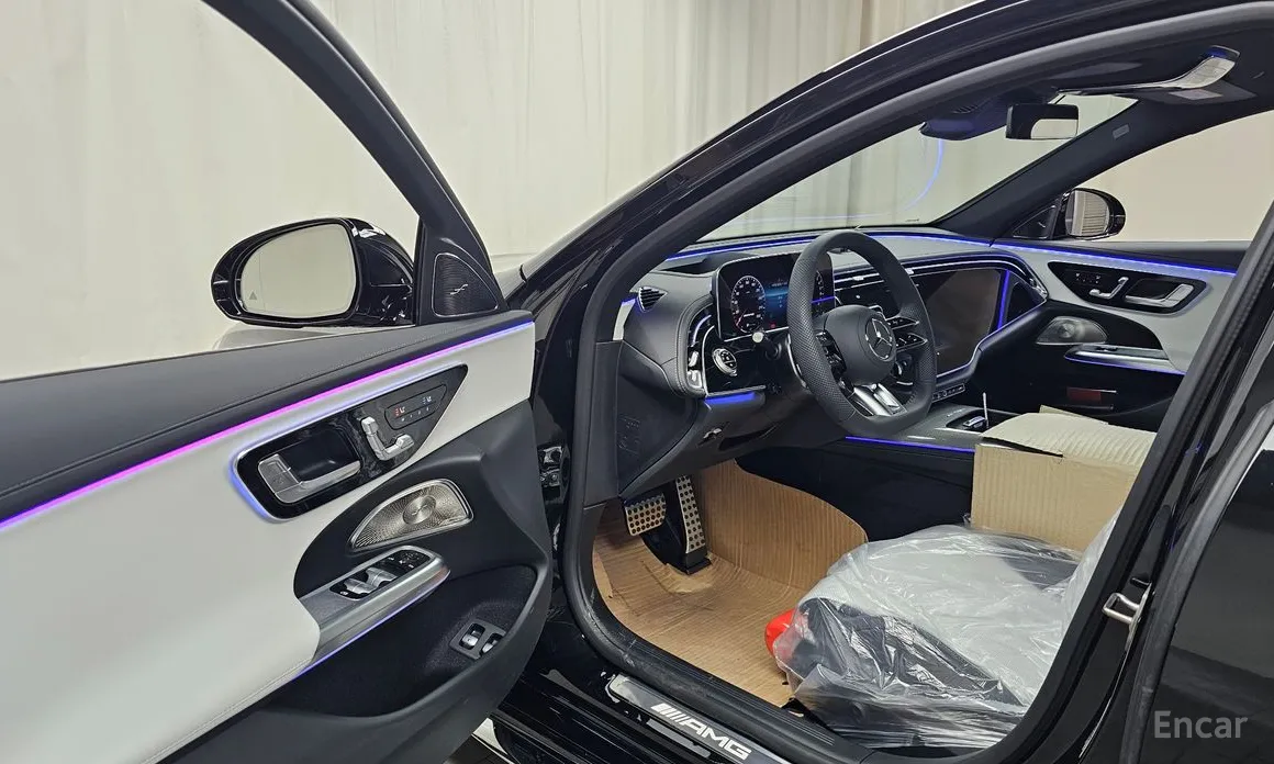 Фото 10 - Mercedes-Benz E-Class