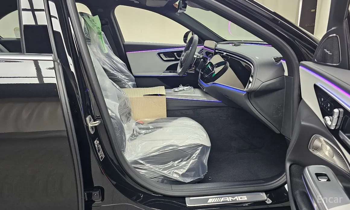 Фото 11 - Mercedes-Benz E-Class