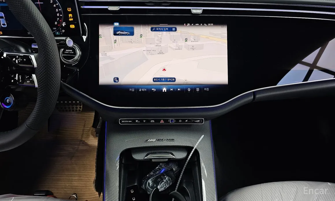 Фото 15 - Mercedes-Benz E-Class