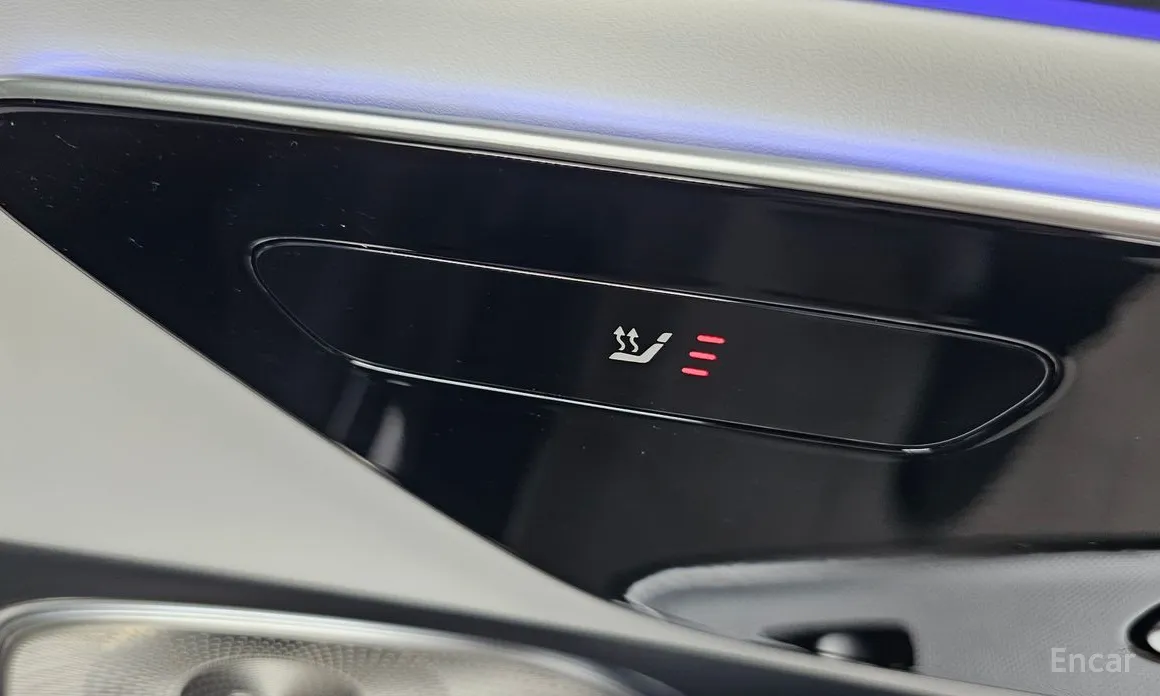 Фото 18 - Mercedes-Benz E-Class