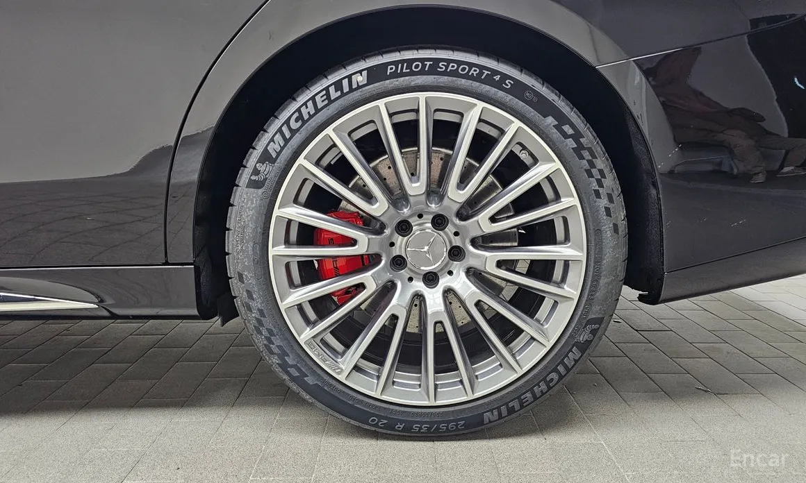 Фото 5 - Mercedes-Benz E-Class