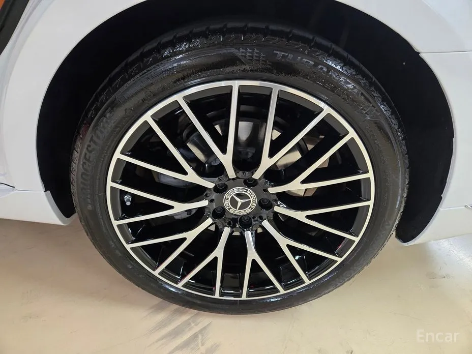 Фото 6 - Mercedes-Benz S-Class