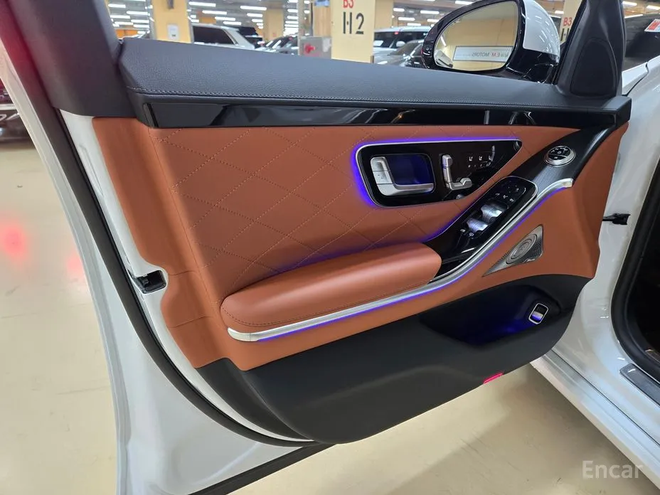 Фото 9 - Mercedes-Benz S-Class