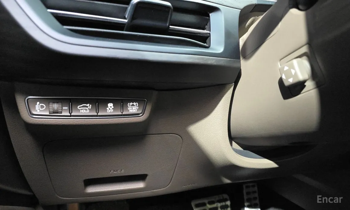 Фото 17 - Kia K8