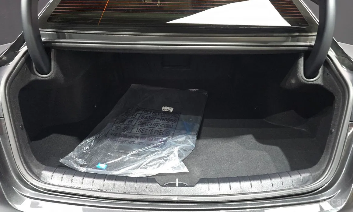 Фото 20 - Kia K8